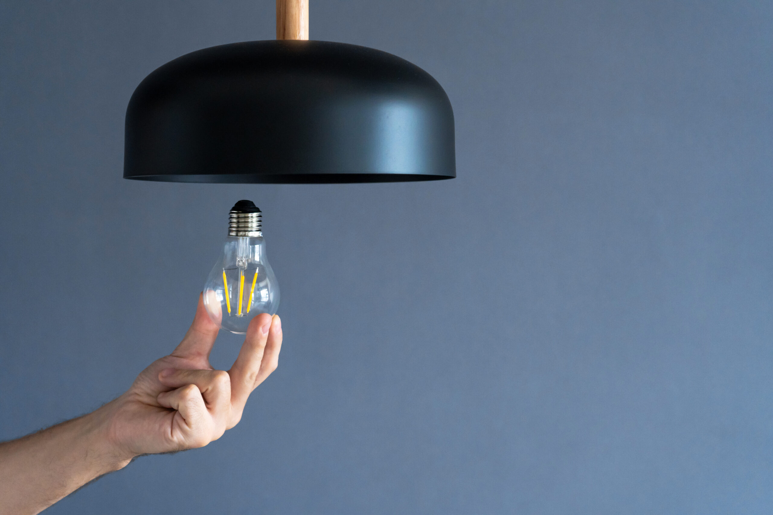 Wymiana tradycyjnych żarówek na lampy LEDowe